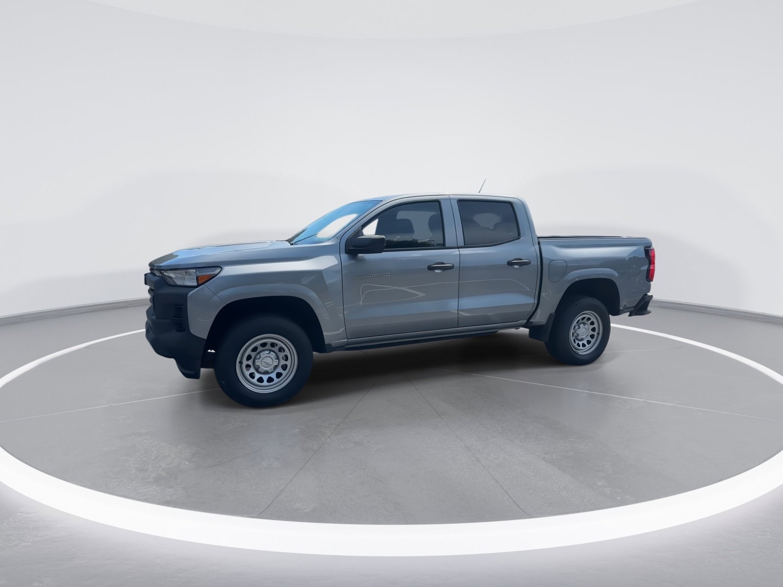 2023 Chevrolet Colorado WT photo 5