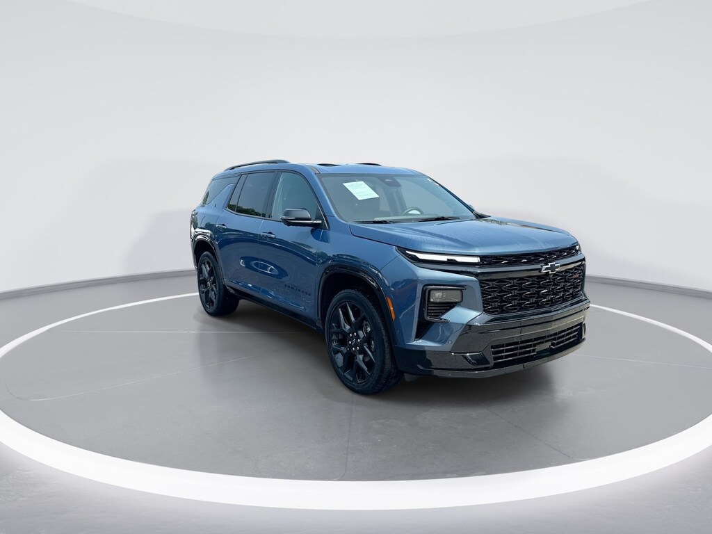 Used 2024 Chevrolet Traverse RS SUV