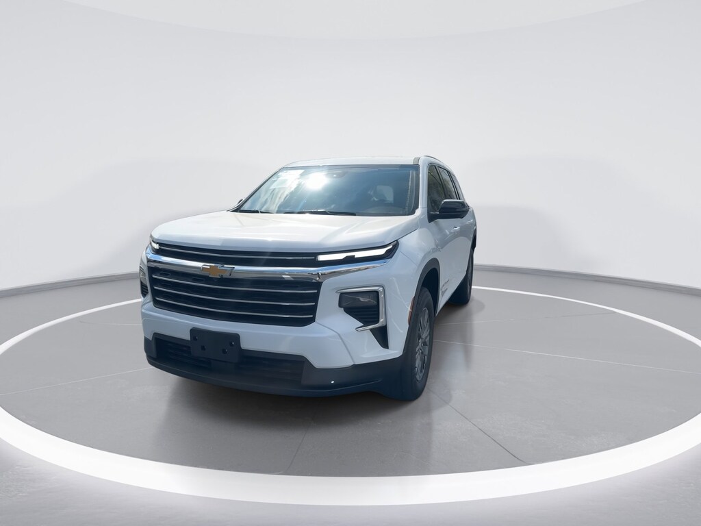 Used 2024 Chevrolet Traverse LT SUV