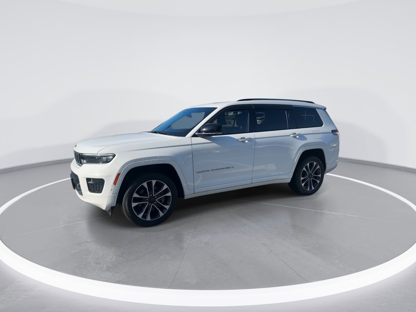 2021 Jeep Grand Cherokee L Overland photo 4