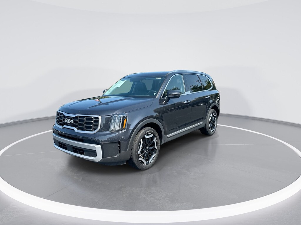 Used 2025 Kia Telluride S SUV