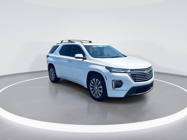 2023 Chevrolet Traverse Premier SUV