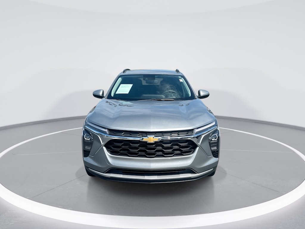 Used 2024 Chevrolet Trax LT SUV