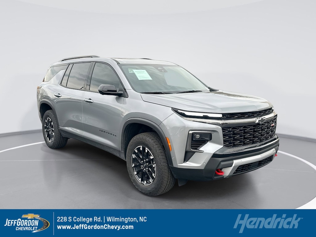 Used 2025 Chevrolet Traverse Z71 SUV