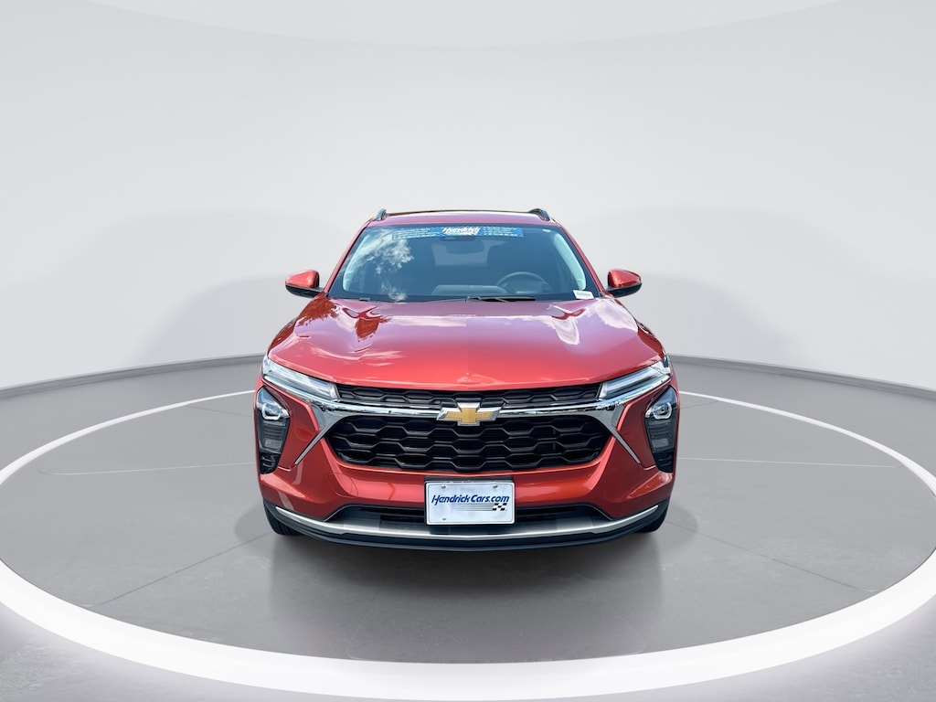 Used 2024 Chevrolet Trax LT SUV