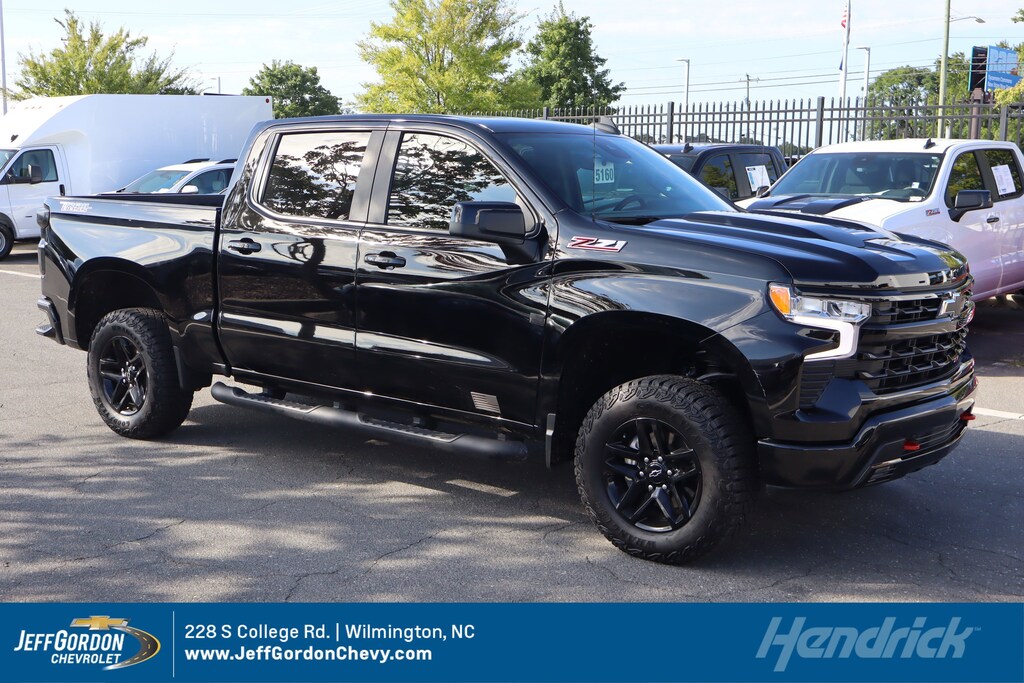 Used 2024 Chevrolet Silverado 1500 LT Trail Boss Truck Crew Cab