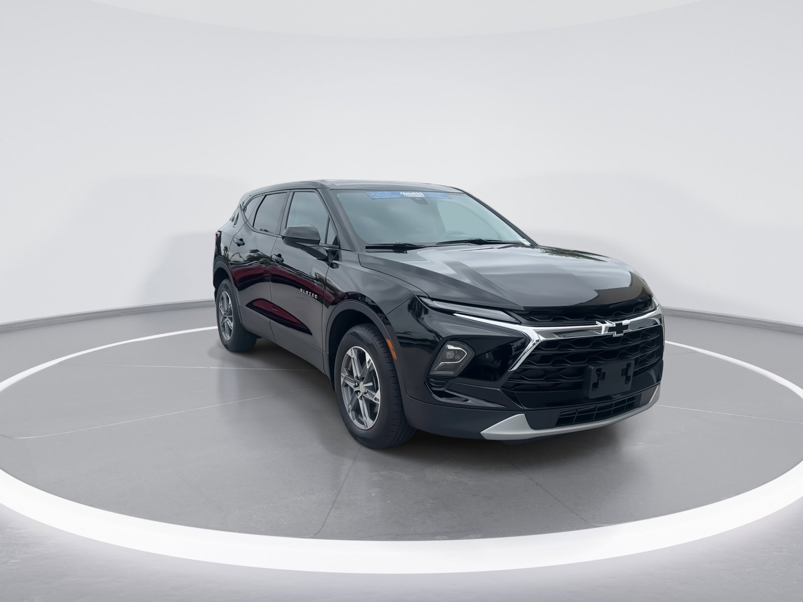 2023 Chevrolet Blazer 2LT photo 2