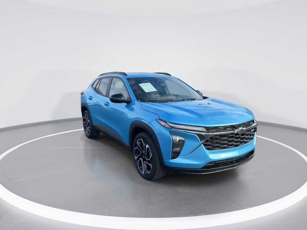 Used 2025 Chevrolet Trax 2RS SUV
