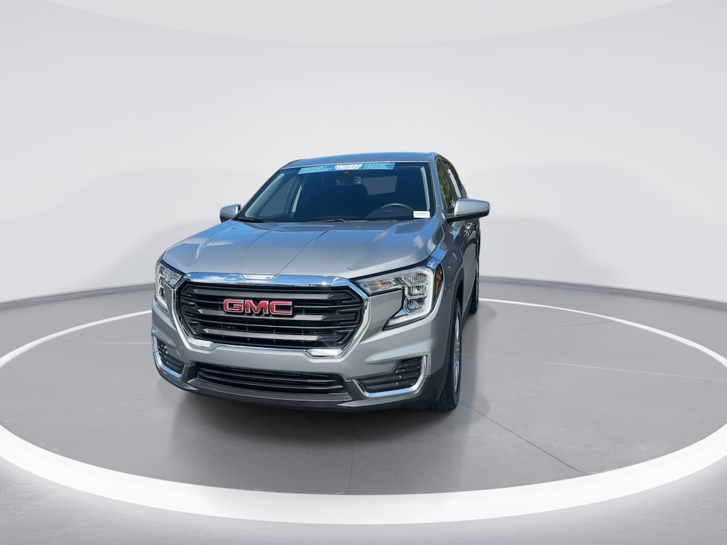 Used 2024 GMC Terrain SLE SUV