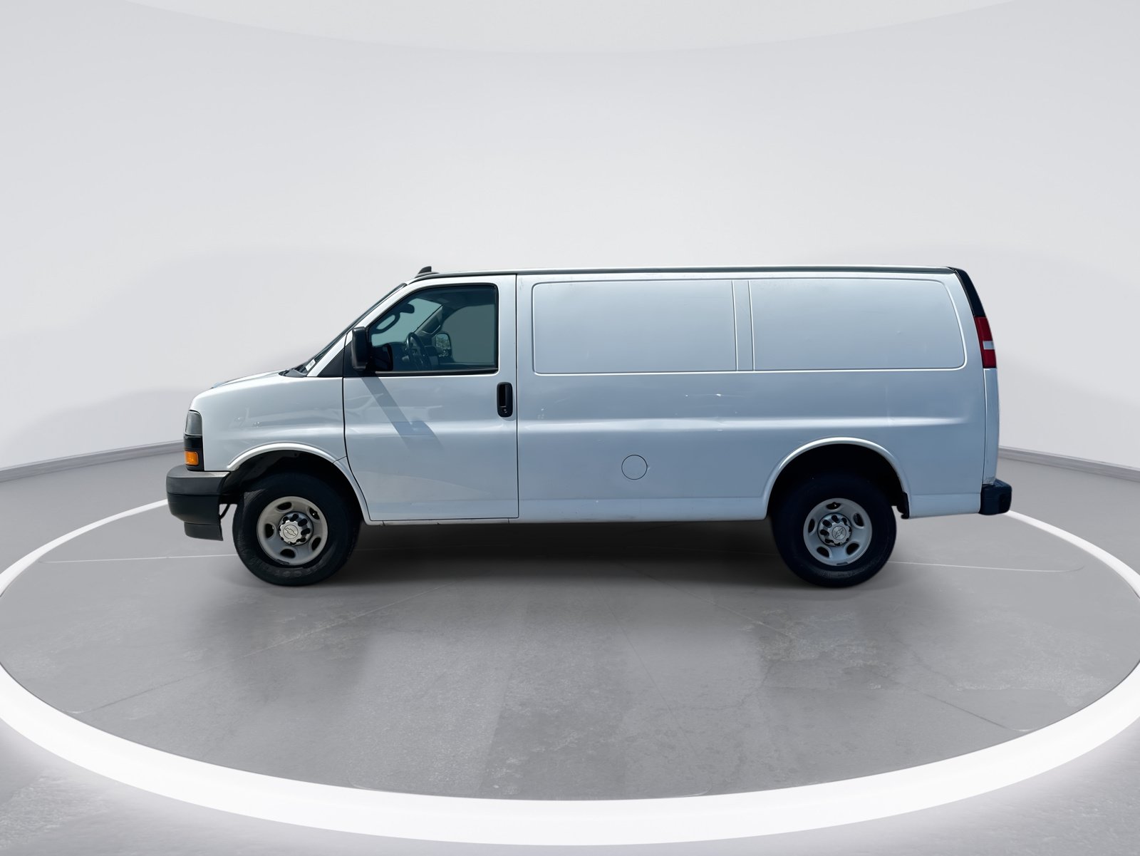 Chevrolet Express Cargo 2500 RWD 2500 Regular Wheelbase WT