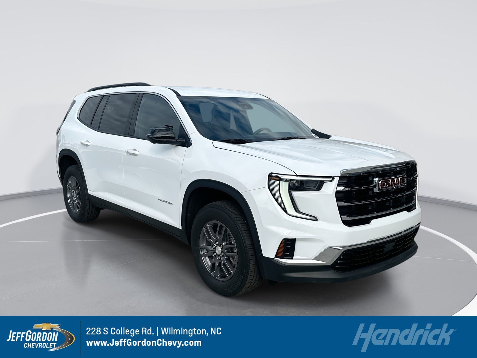 2025 GMC Acadia Elevation's photo