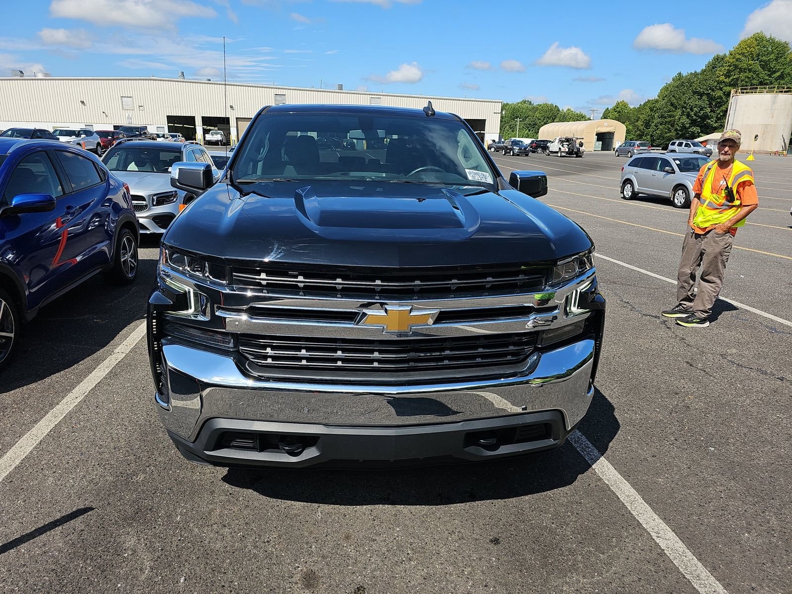 Used 2021 Chevrolet Silverado 1500 LT with VIN 1GCPYJEK1MZ402537 for sale in Wilmington, NC