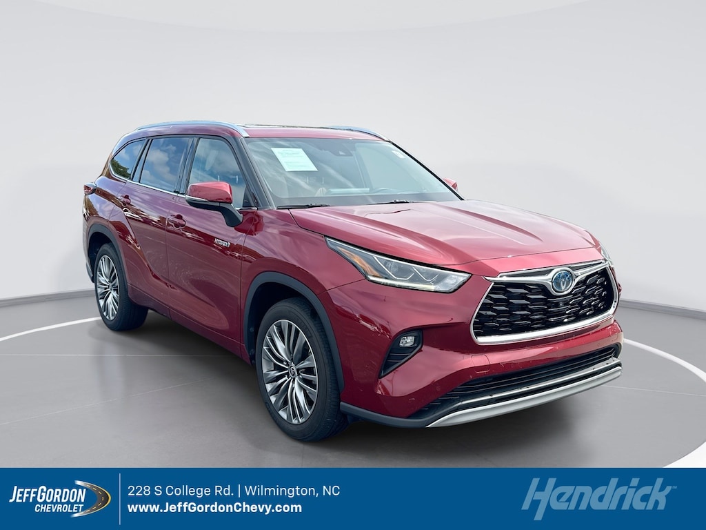 Used 2021 Toyota Highlander Hybrid Platinum SUV