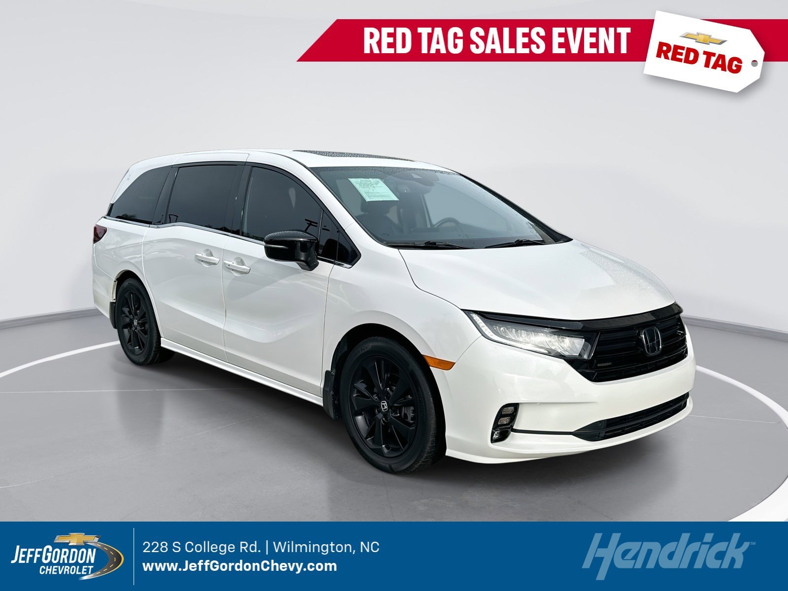 2024 Honda Odyssey SPORT's photo