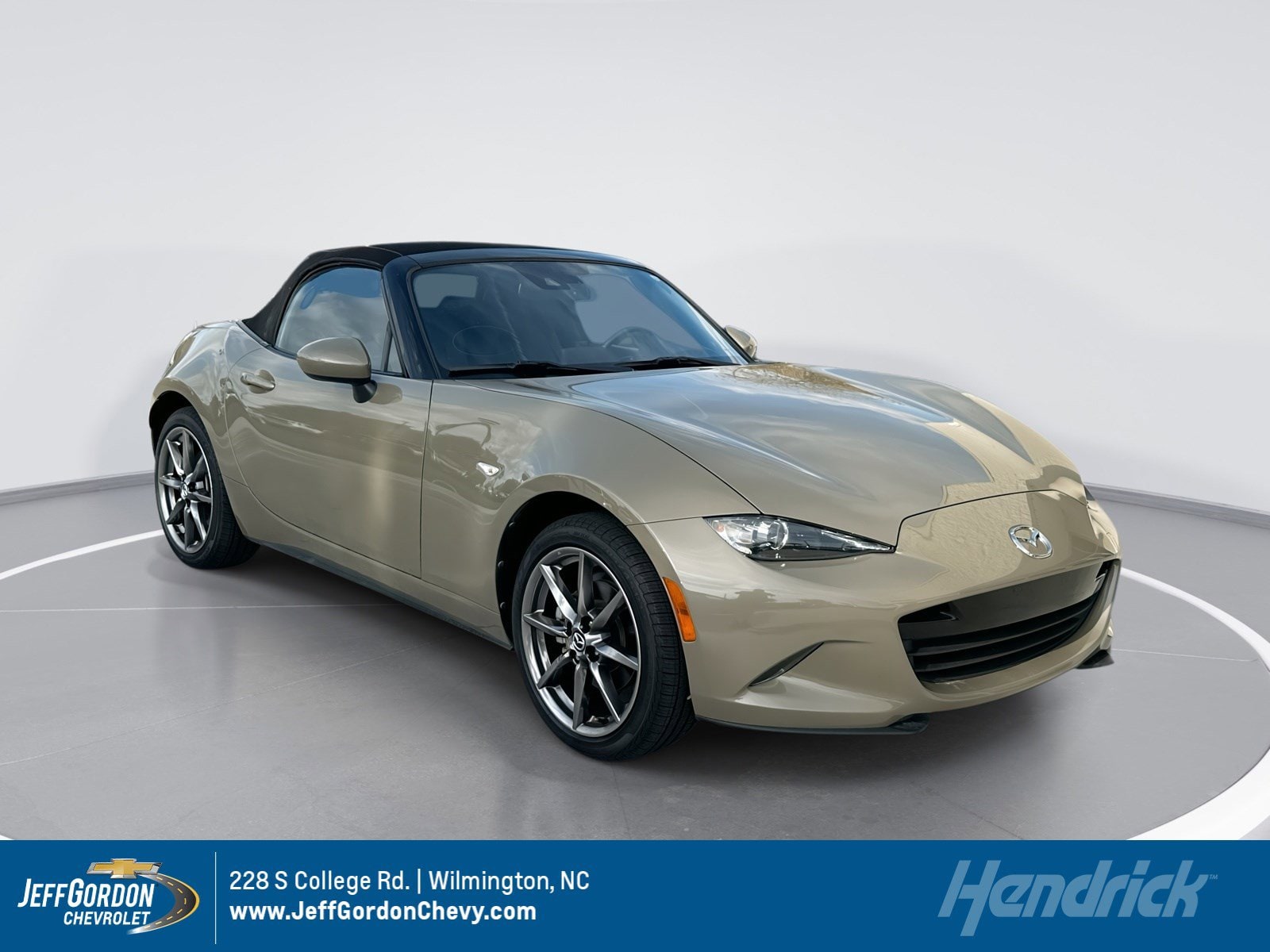 2023 Mazda MX-5 Miata Grand Touring's photo