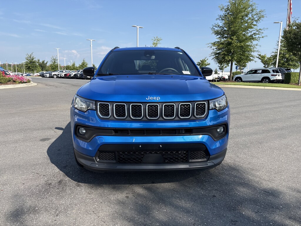 Used 2024 Jeep Compass Latitude 4x4 SUV