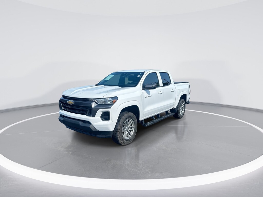 Used 2025 Chevrolet Colorado WT/LT Truck Crew Cab