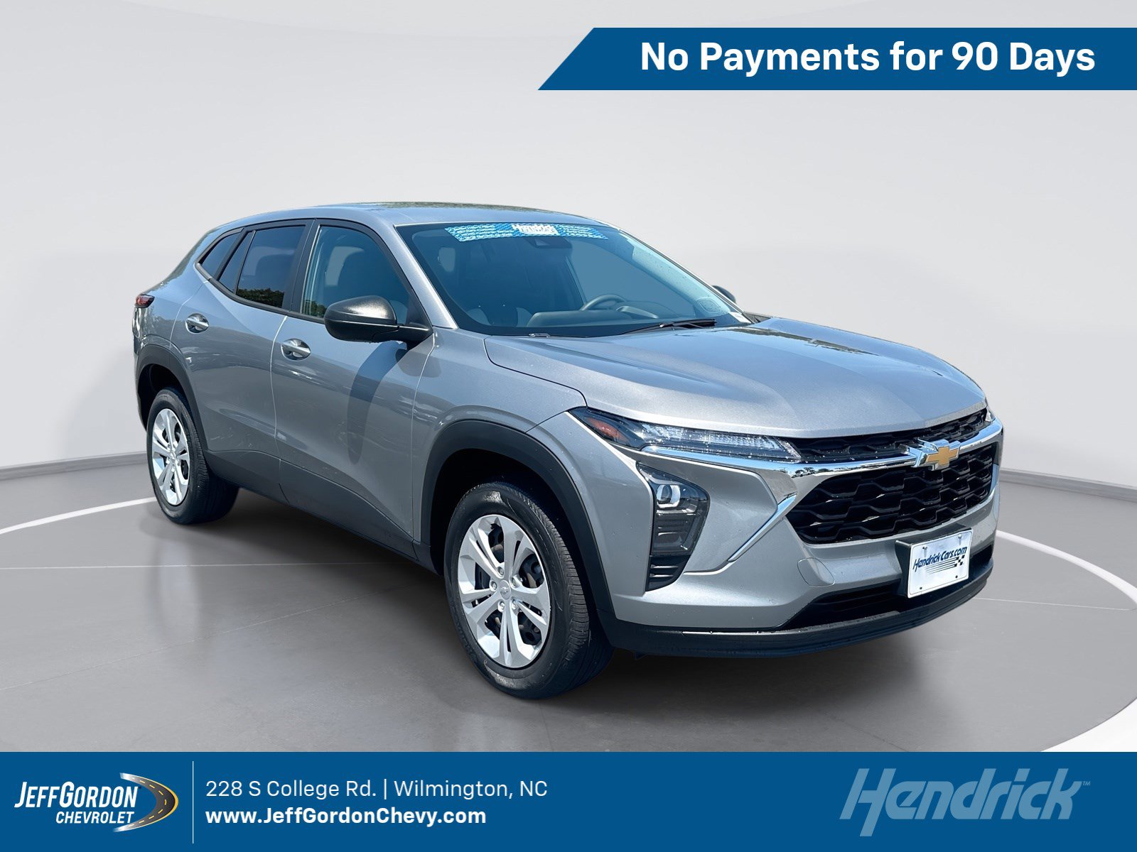 2024 Chevrolet Trax LS's photo