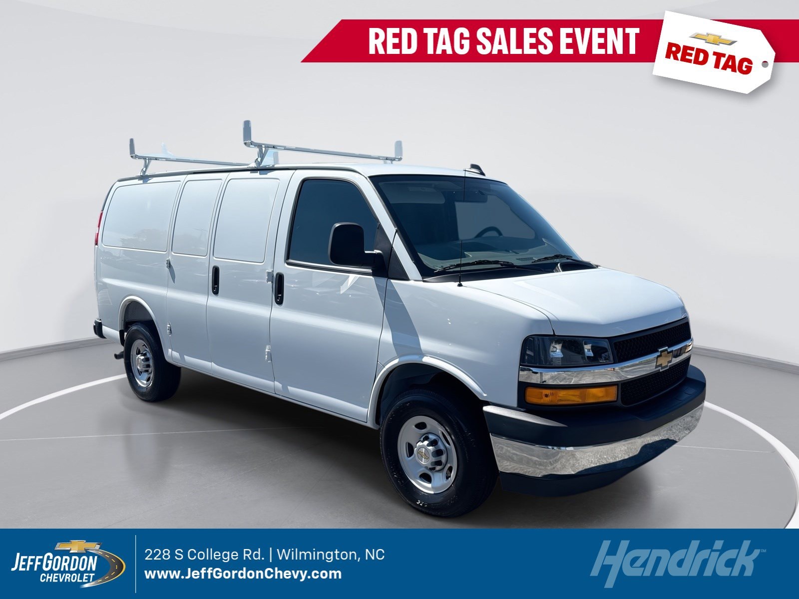 2025 Chevrolet Express Cargo Work Van's photo