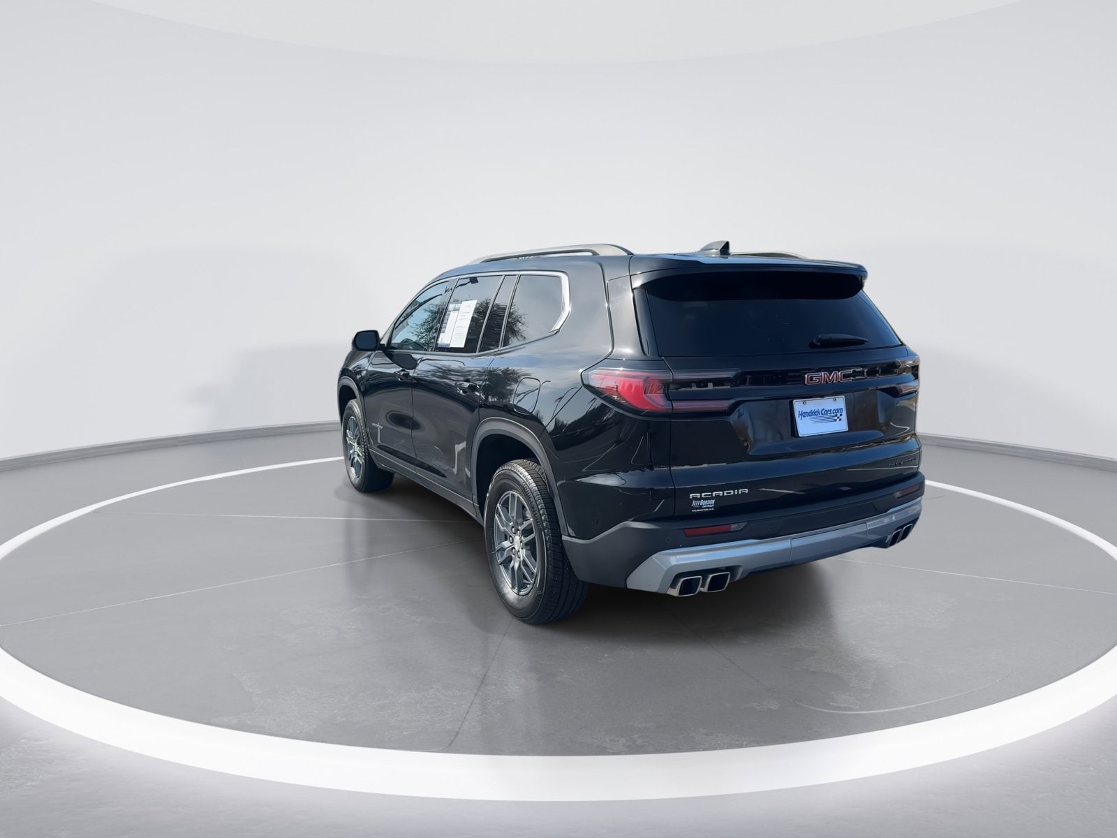 2025 GMC Acadia FWD Elevation photo 5