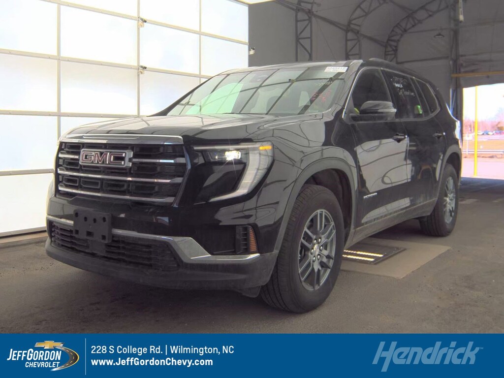 Used 2025 GMC Acadia Elevation SUV