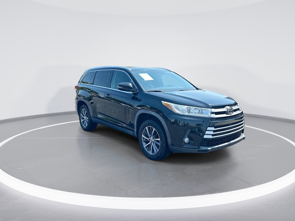Used 2019 Toyota Highlander XLE SUV