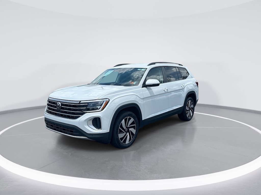 Used 2025 Volkswagen Atlas 2.0T SE w/Technology SUV
