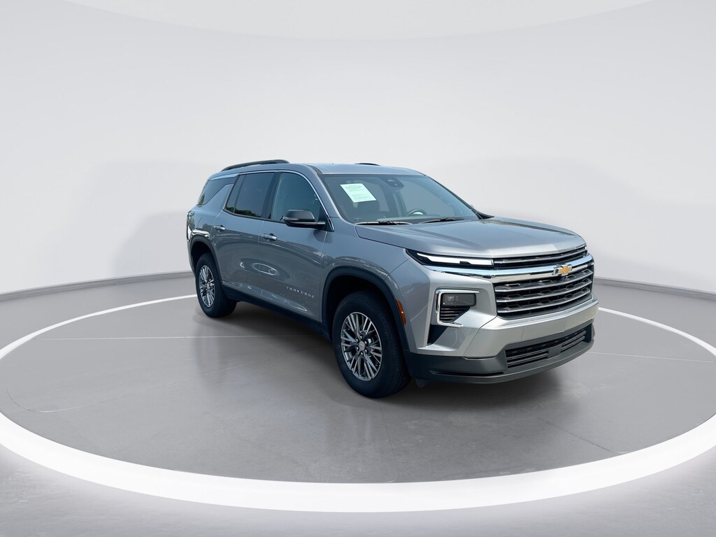 Used 2026 Chevrolet Traverse LT SUV
