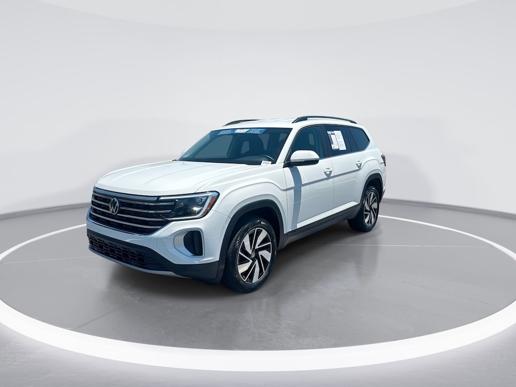 Used 2025 Volkswagen Atlas 2.0T SE w/Technology SUV