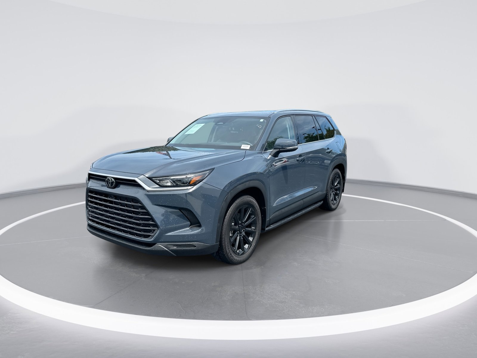 2025 Toyota Grand Highlander XLE photo 4