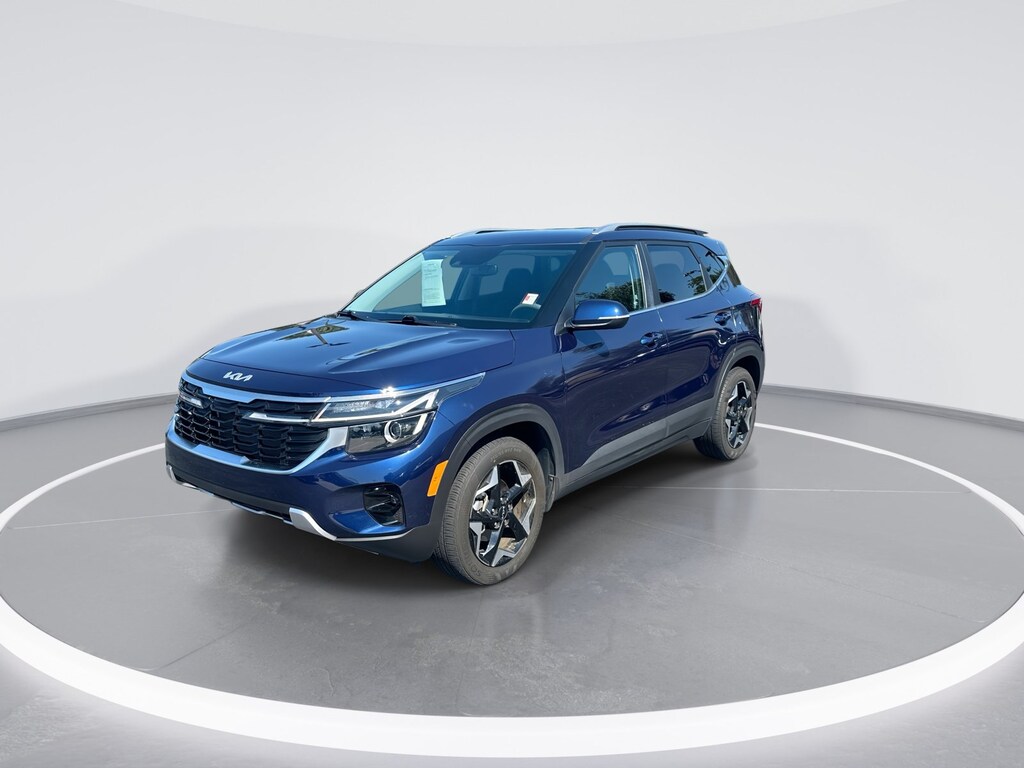 Used 2024 Kia Seltos EX SUV