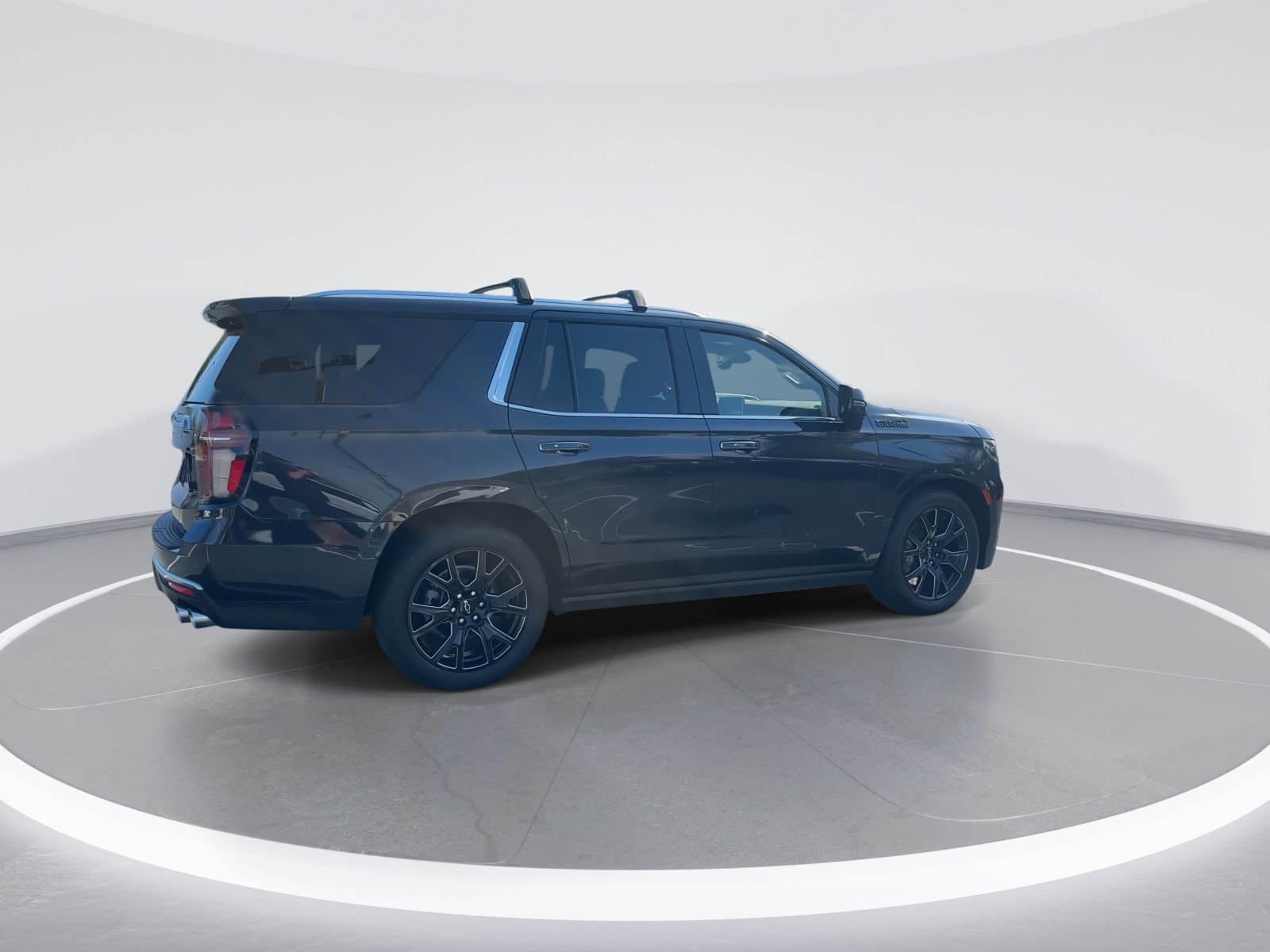 2023 Chevrolet Tahoe High Country photo 3