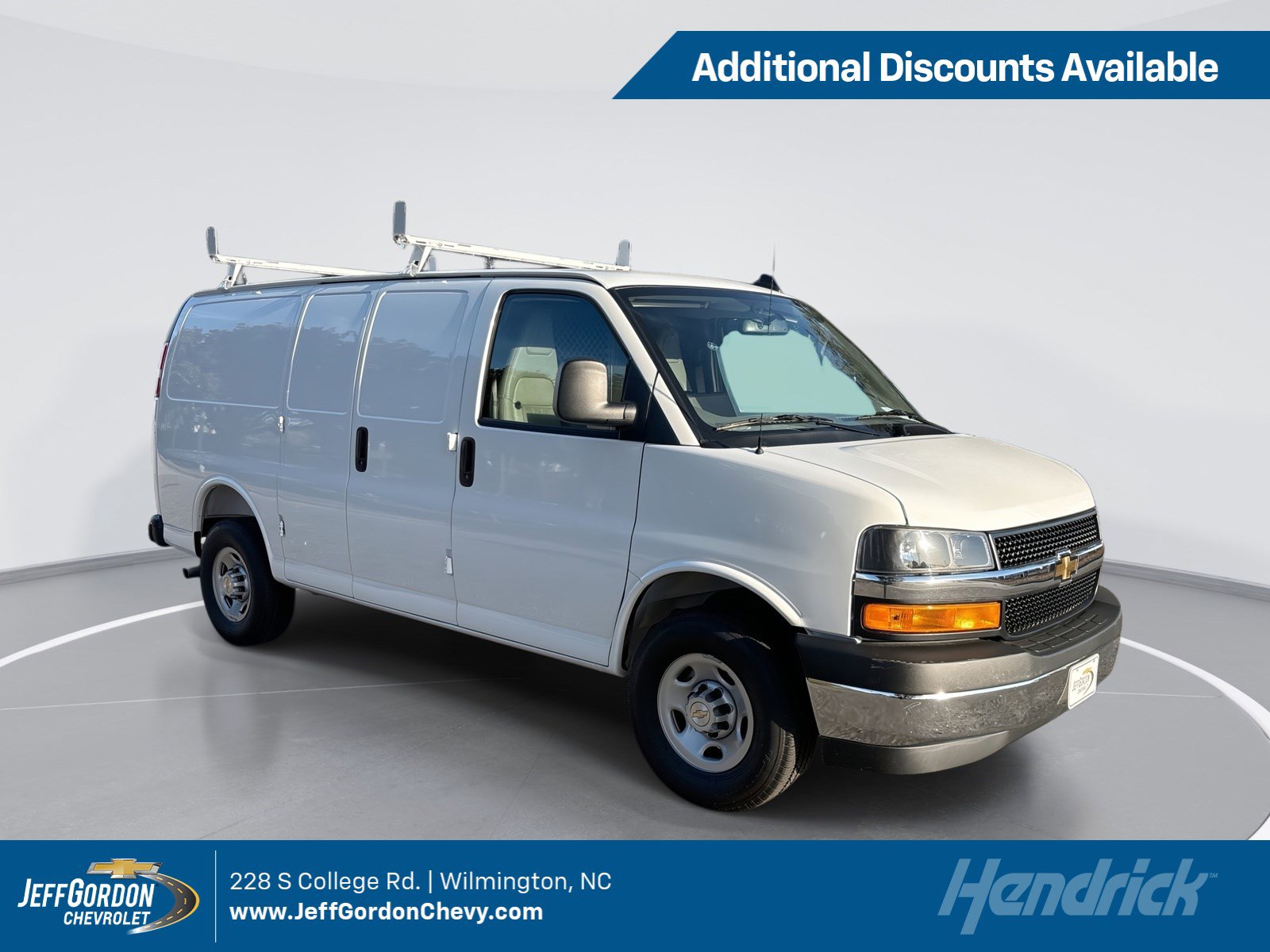 2025 Chevrolet Express Cargo Work Van's photo