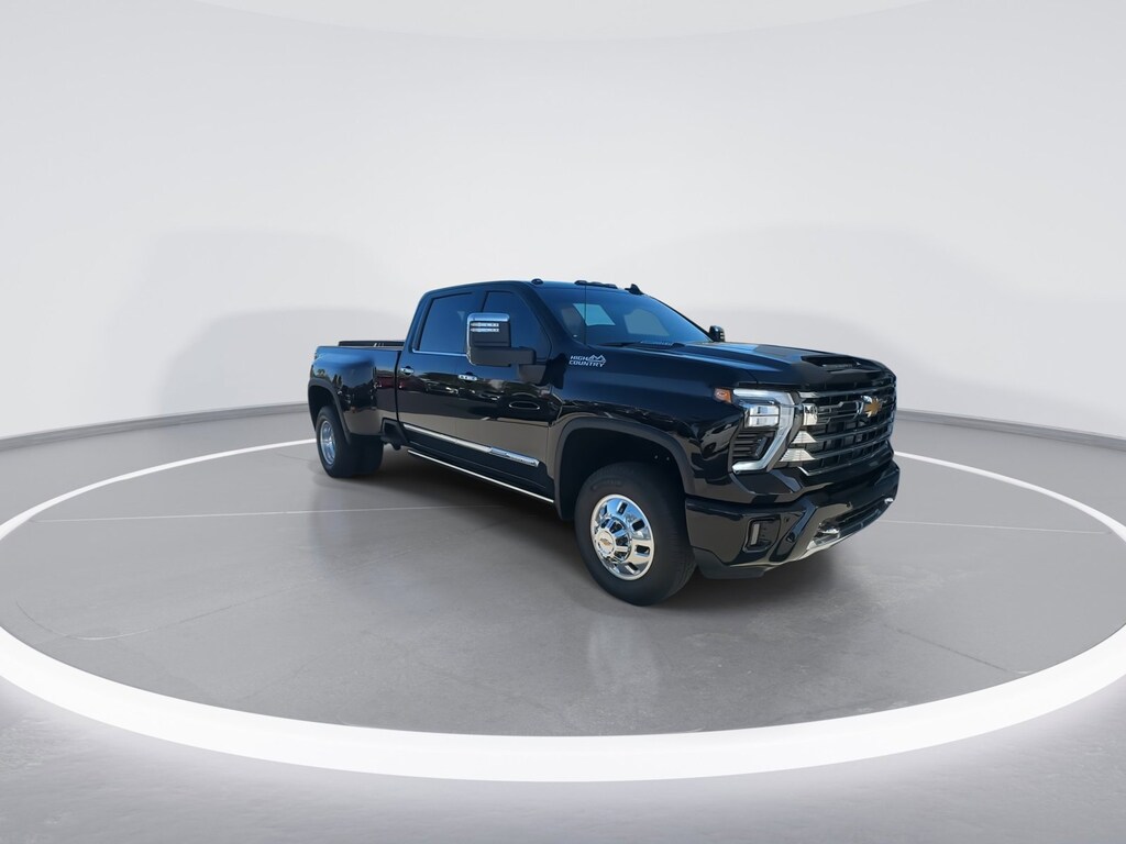 Used 2025 Chevrolet Silverado 3500 HD High Country Truck Crew Cab