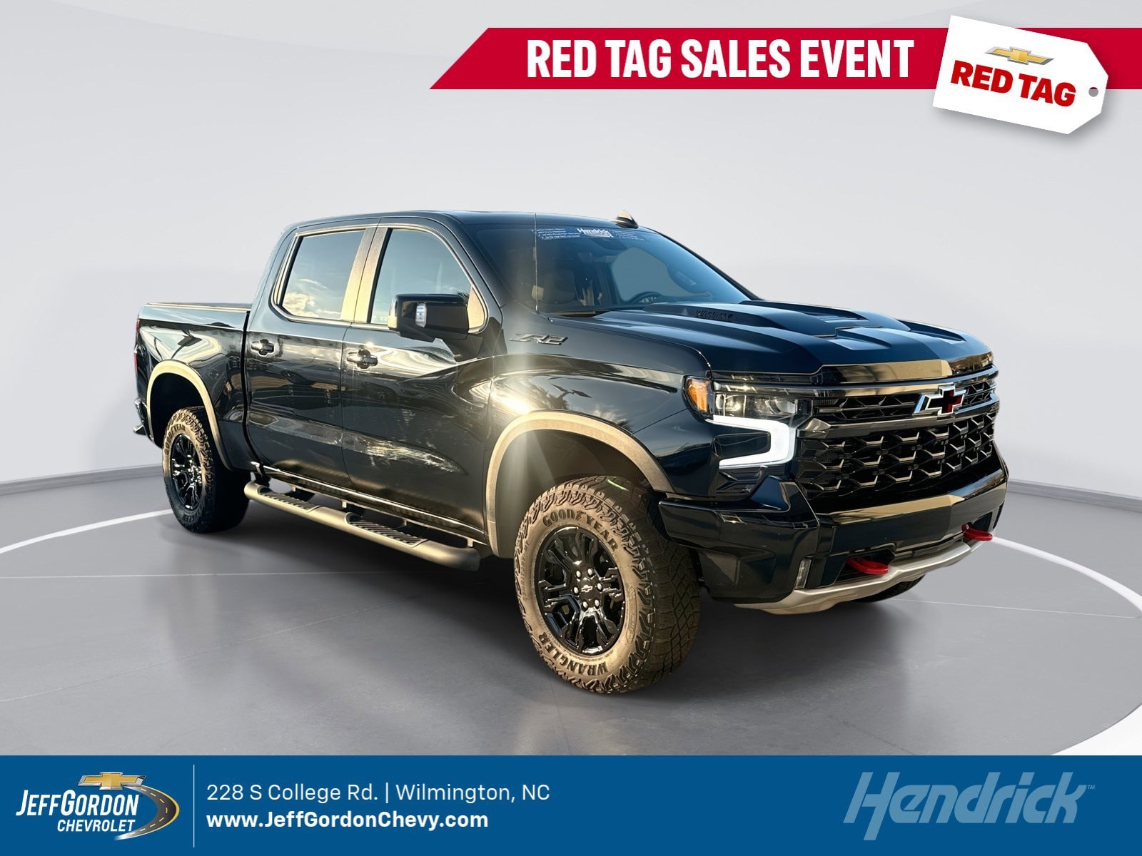 2024 Chevrolet Silverado 1500 ZR2's photo