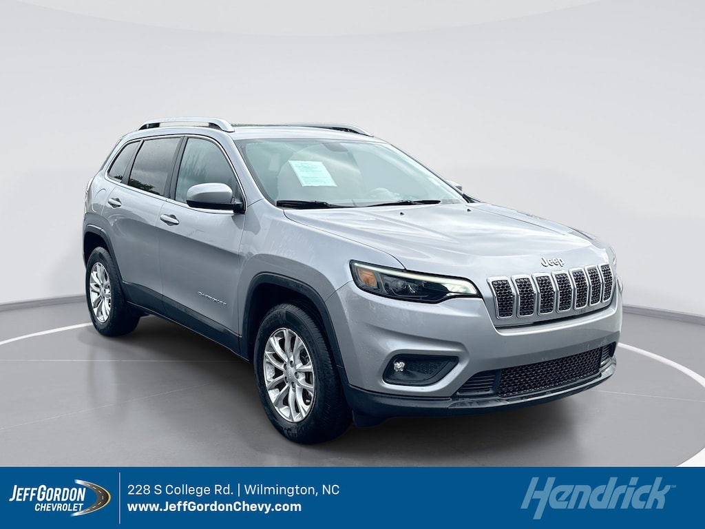 Used 2019 Jeep Cherokee Latitude 4x4 SUV