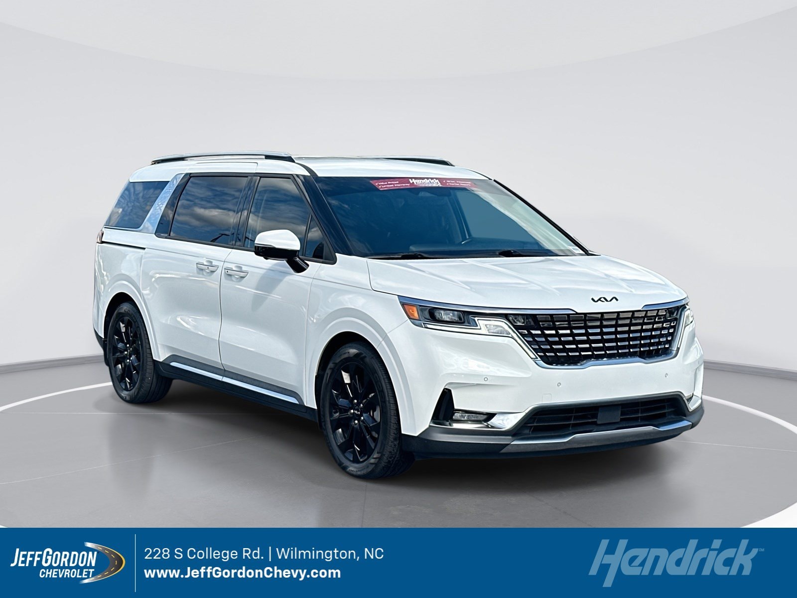 2022 Kia Carnival SX