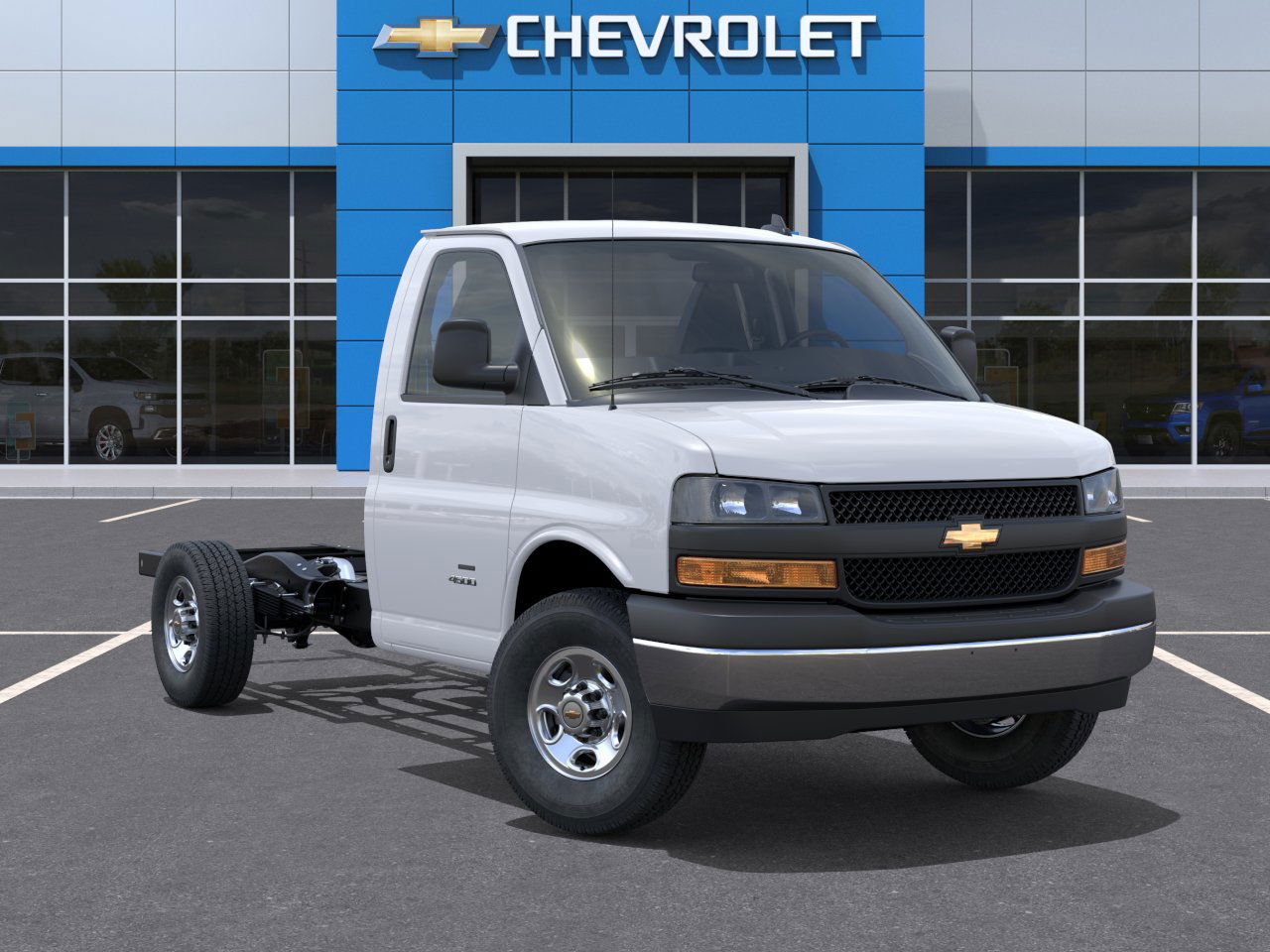 2025 Chevrolet Express Cutaway Base photo 33