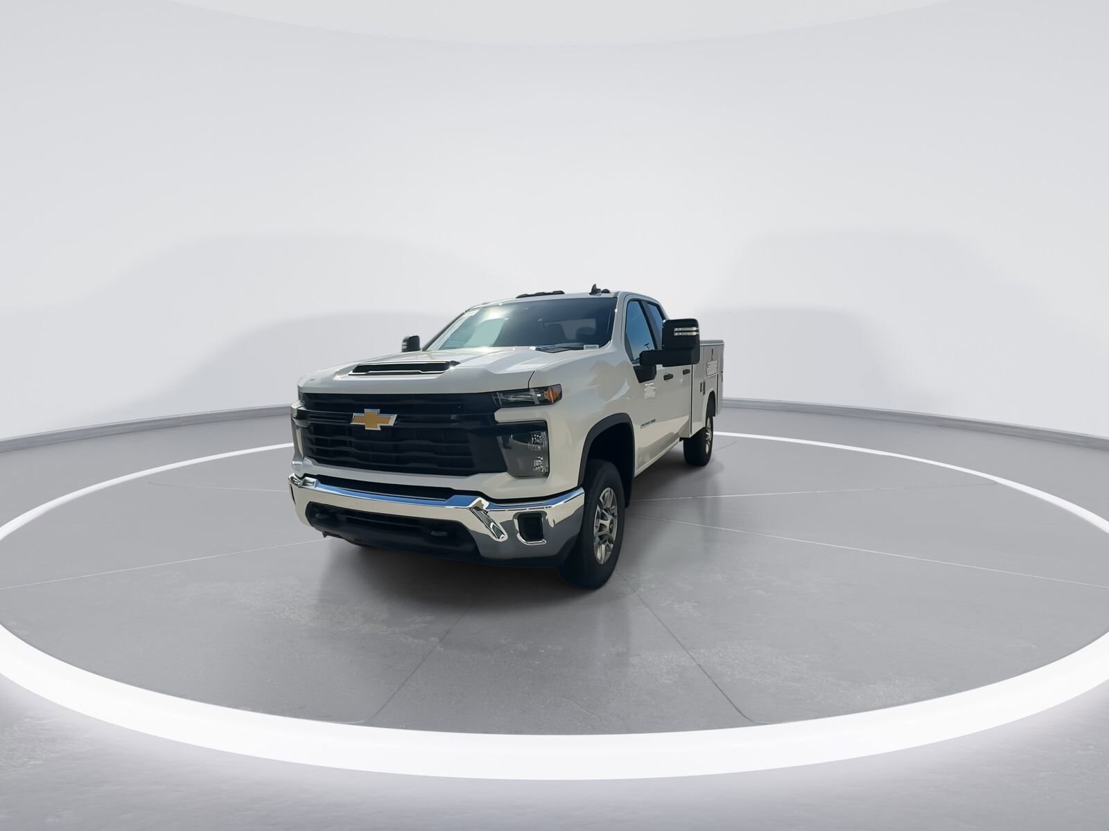 2025 Chevrolet Silverado 2500HD photo 3
