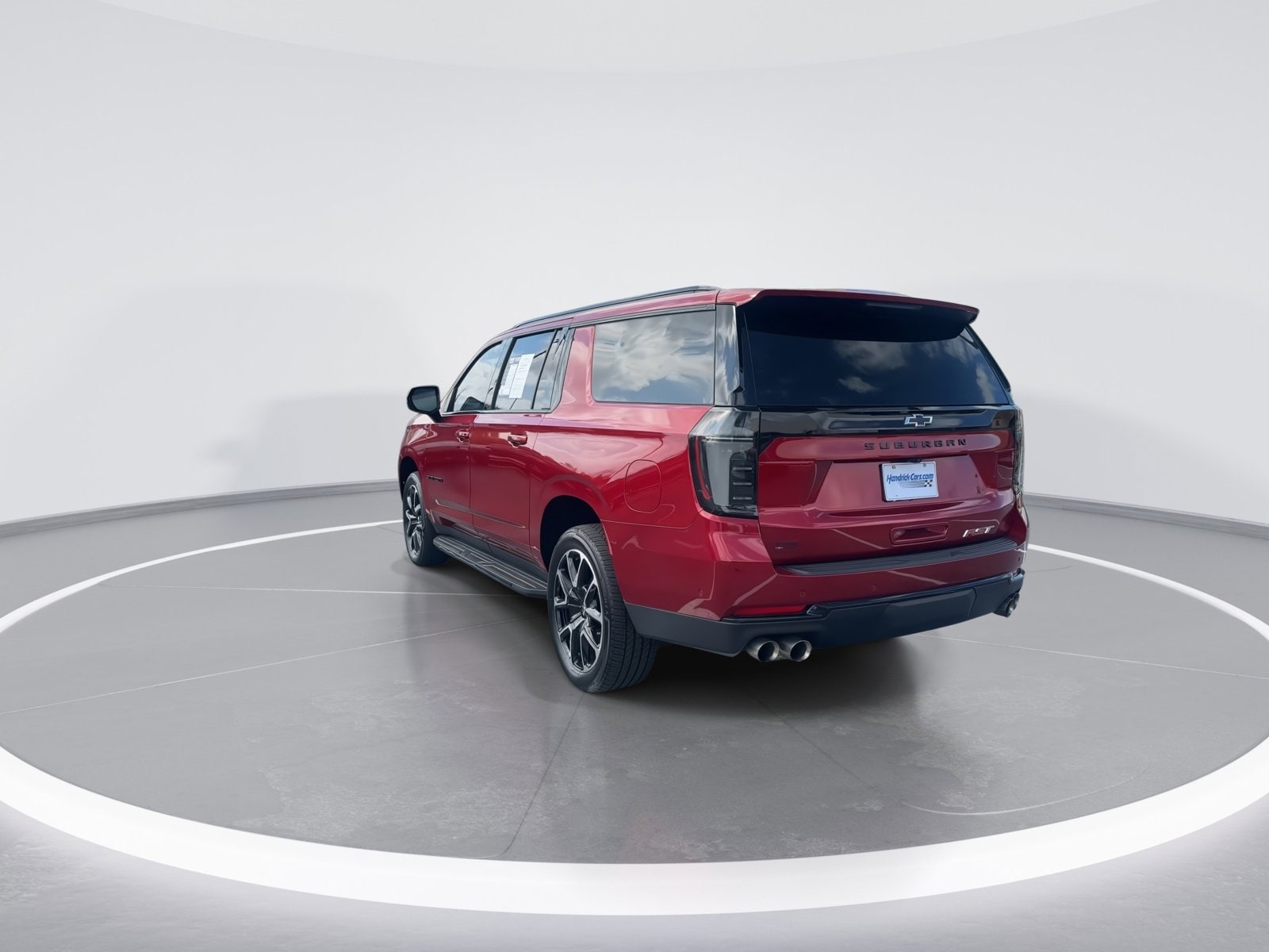 2025 Chevrolet Suburban RST photo 5