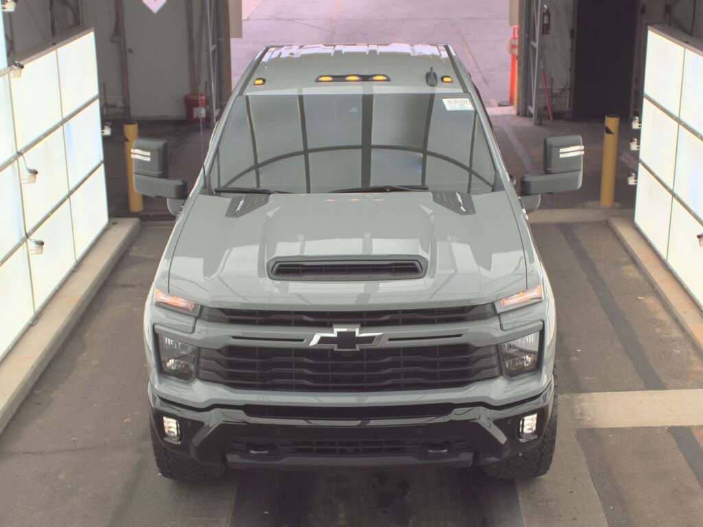 Used 2025 Chevrolet Silverado 2500 HD Custom Truck Crew Cab