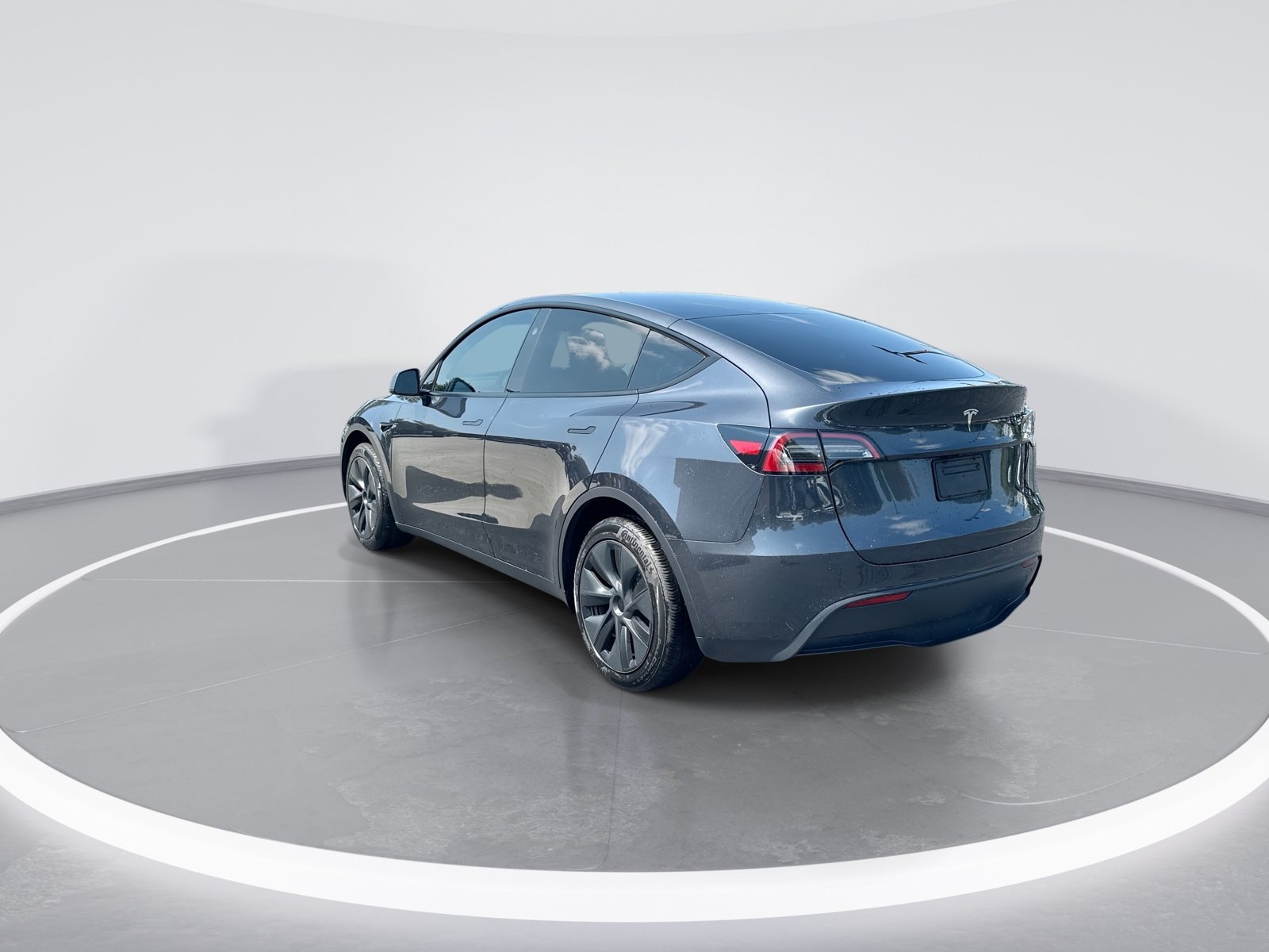 Tesla Model Y Long Range