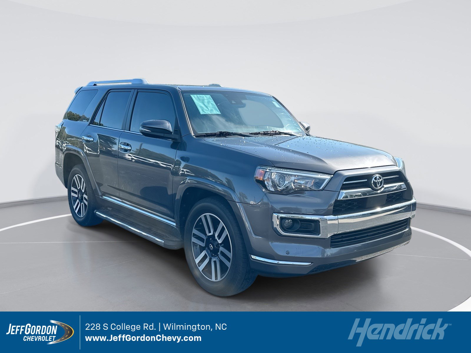2020 Toyota 4Runner Limited RWD V6's photo