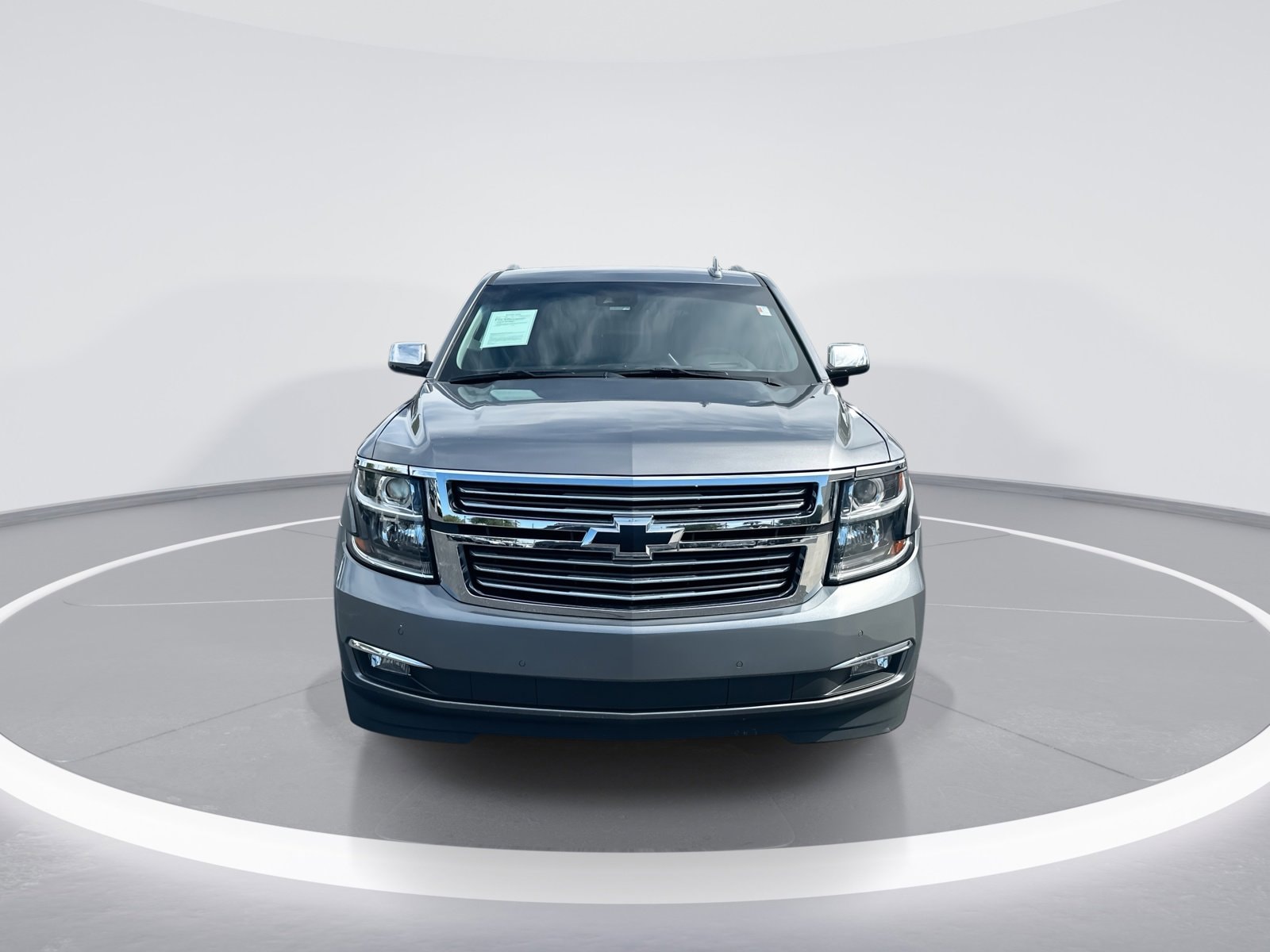 2020 Chevrolet Tahoe Premier photo 2