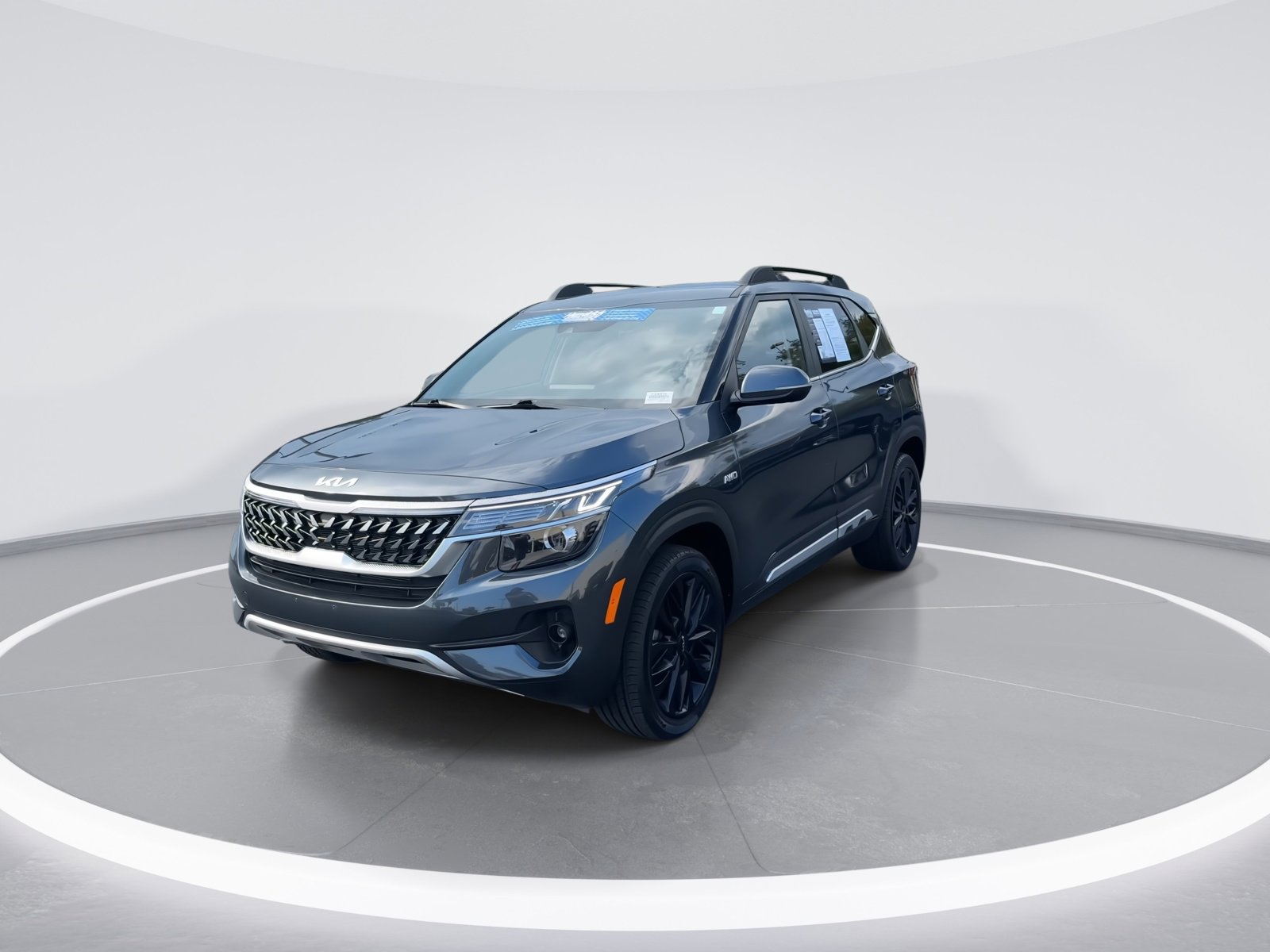 2023 Kia Seltos Nightfall Edition photo 3