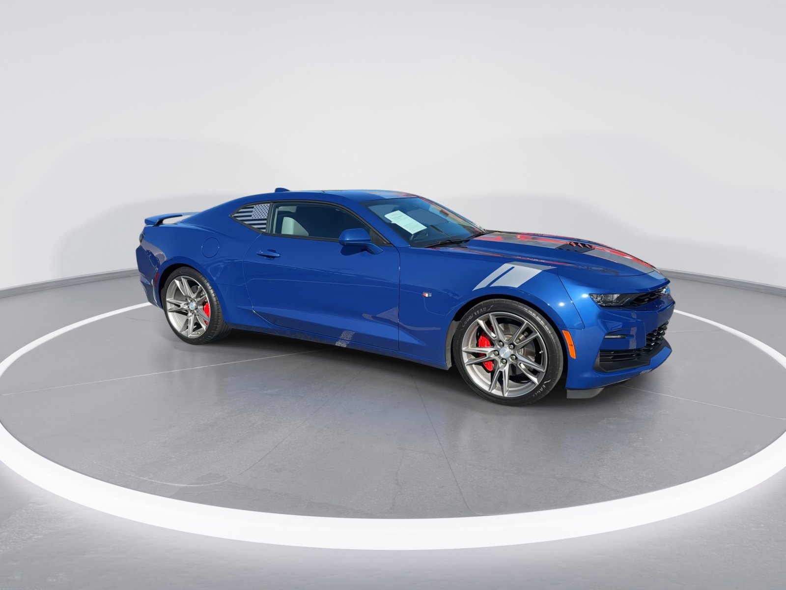 2020 Chevrolet Camaro 2SS photo 2