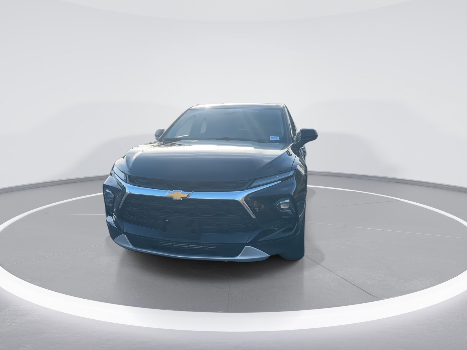 2023 Chevrolet Blazer 2LT photo 2