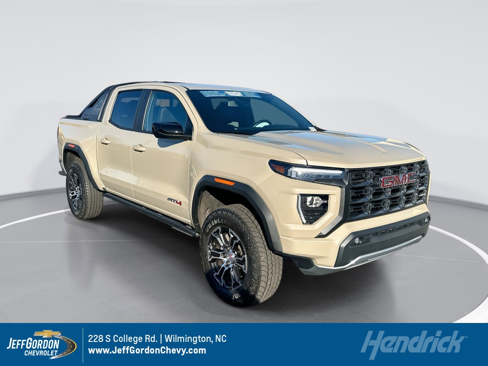 2023 GMC Canyon AT4's photo