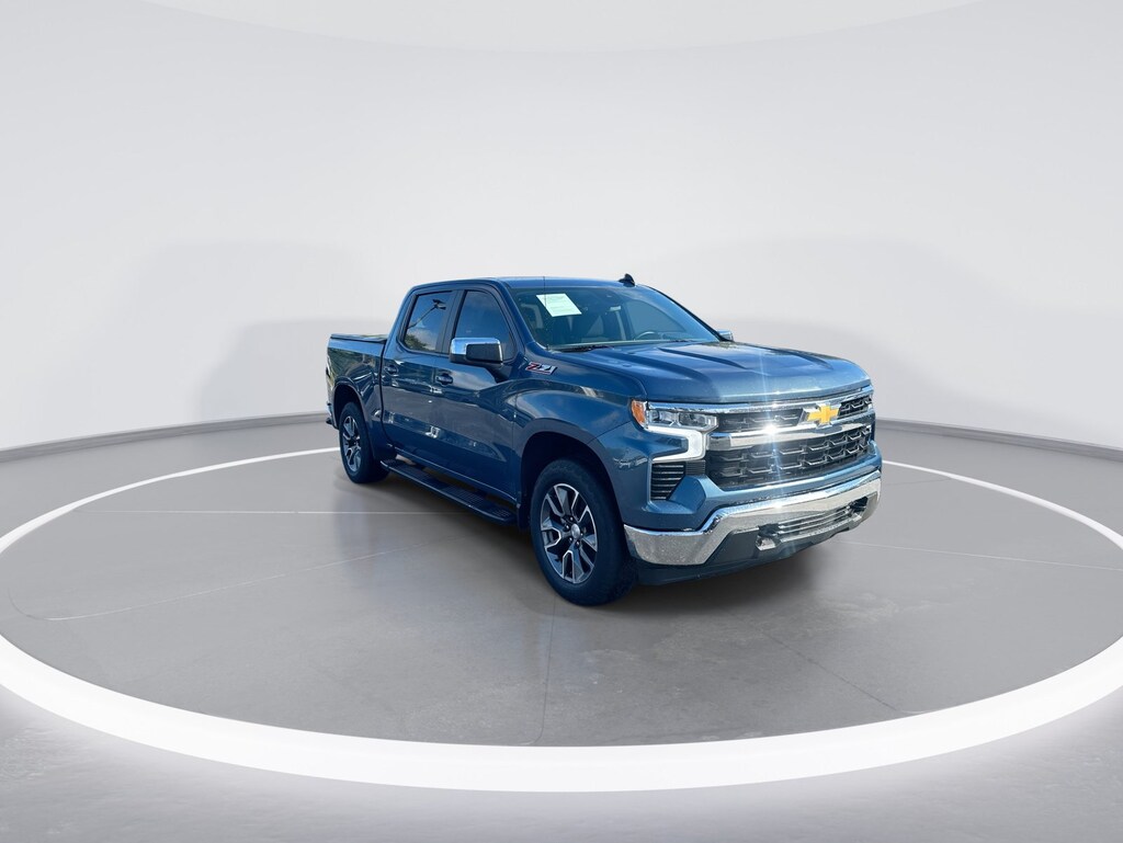 Used 2024 Chevrolet Silverado 1500 LT Truck Crew Cab