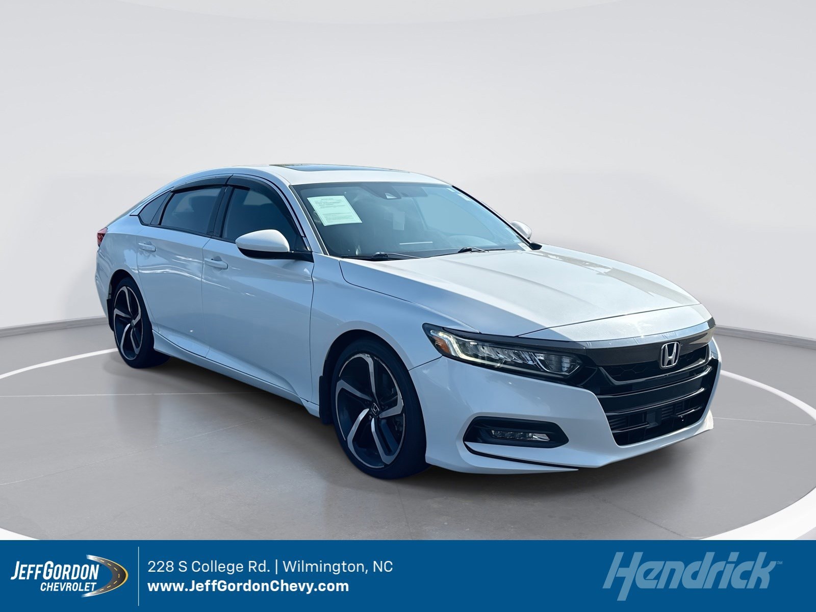 2018 Honda Accord 2.0T Sport Auto's photo